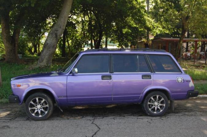 LADA 2107 COMBI - $14,000. PABLO, 5 315-1165