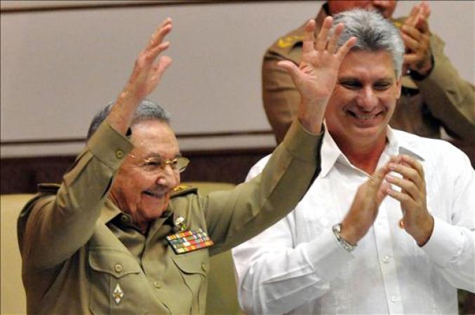 22 DE DICIEMBRE, 2013 - El presidente de Cuba, Raúl Castro, aseguró hoy que su plan de reformas continuará "avanzando con decisión", "sin prisas" y "sin pausas", si bien alertó sobre quienes apremian a que se aceleren porque eso "empuja al fracaso".