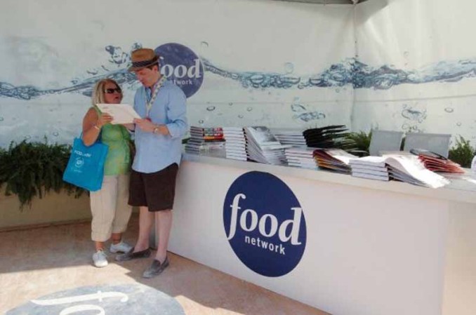 El festival de comida y vino de South Beach se celebra cada año con destacados chefs, productores, celebridades del mundo culinario y público en general, para disfrutar el verdadero sabor de Miami.