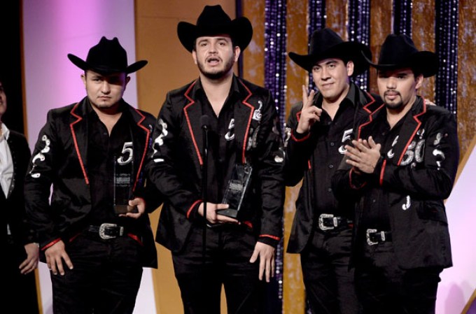 El grupo "Calibre 50" en los Billboard Mexicanos 2013.