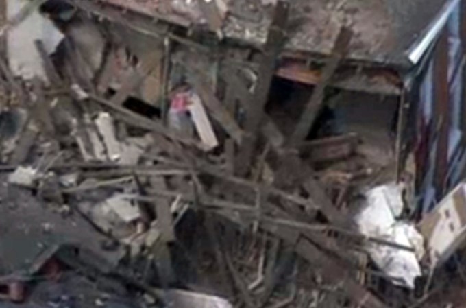 29 DE JULIO, 2013: Varias personas resultaron heridas tras una fuerte explosión al sur de Filadelfia.