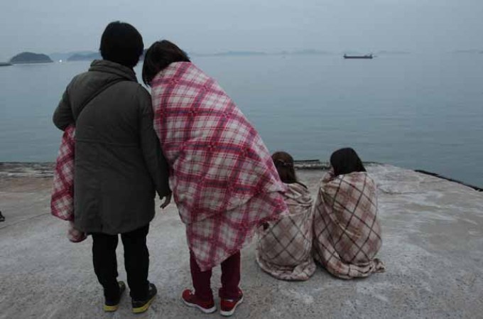 Caos y desesperación tras increíble naufragio en Surcorea.