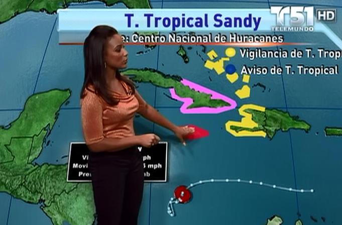 El aviso significa que en Jamaica comenzarán a sentirse condiciones de huracán en las próximas 24 horas, mientras que la vigilancia en Cuba supone que esas condiciones podrían darse en las próximas 48 horas.