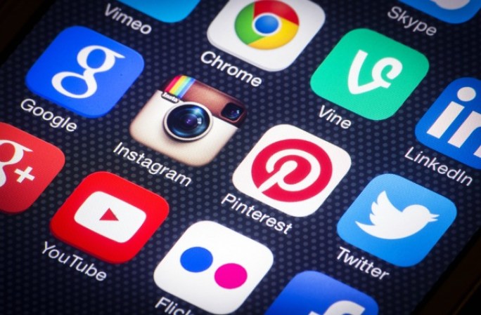 La depresión en tiempos de redes sociales también puede producirse al ver las vidas espectaculares que comparten los “amigos” virtuales y generar sentimientos de envidia, que poco tienen que ver con el mundo 3.0.