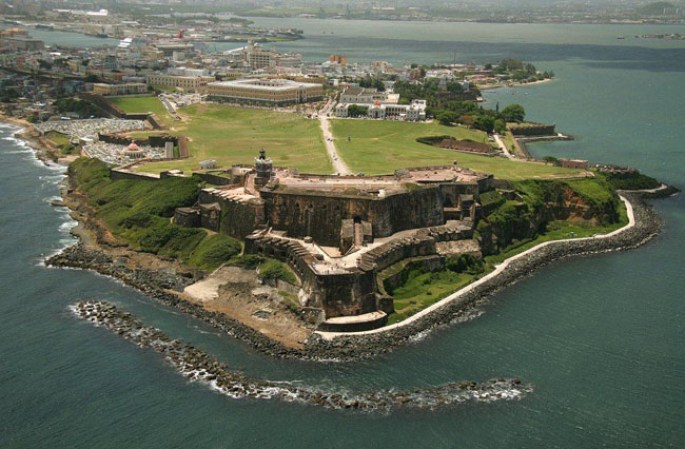 Vista a El Morro, en el Viejo San Juan
