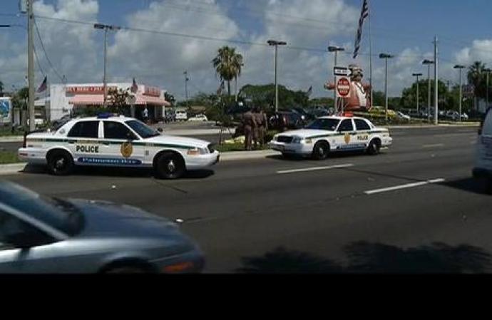 El accidente fatal ocurrió en la US 1 cerca de la calle 160 del suroeste. Una persona murió y otra fue llevada al Hospital Jackson Memorial.
