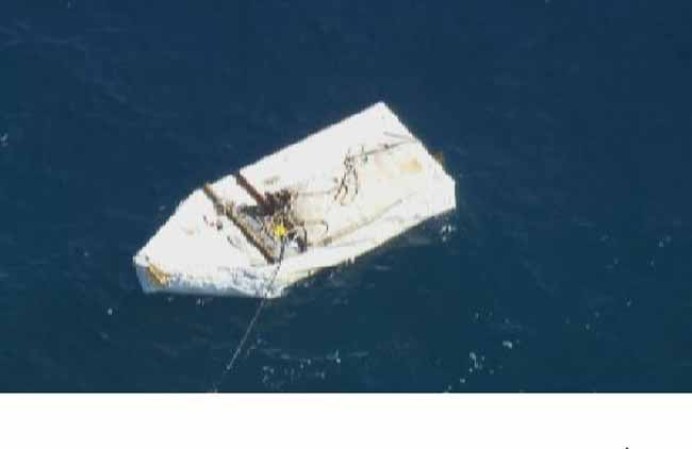 La Guardia Costera de los Estados Unidos ha capturado a 9 balseros cubanos: 6 hombre y 3 mujeres.