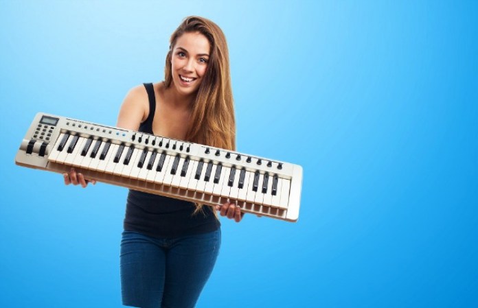 5. Saca tu vena artística. La música y la pintura son dos de las Bellas Artes a las que puedes recurrir, quizá hasta te sorprendas y te des cuenta de que tienes más aptitudes para ello de lo que pensabas.