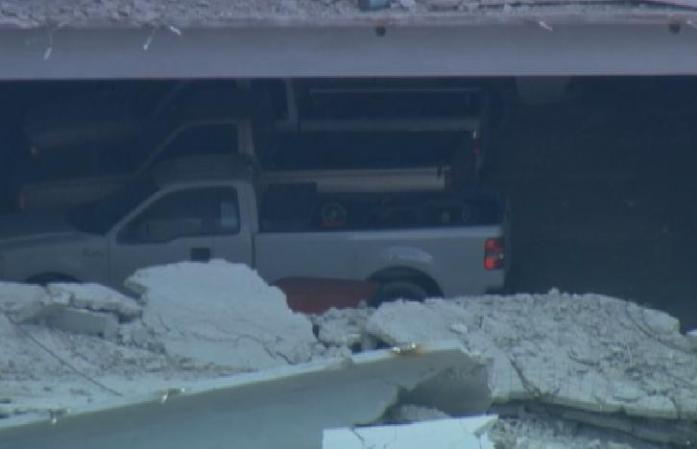 Imágenes tomadas desde el helicóptero deTelemundo 51 tras derrumbarse un garaje de varios pisos en el recinto del Miami-Dade College del Doral.