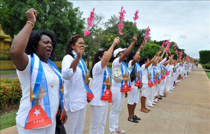 7 DE AGOSTO, 2013: La organización defensora de los derechos humanos Human Rights Foundation (HRF) condenó hoy las "constantes" agresiones que sufre el grupo disidente cubano "Damas de Blanco".