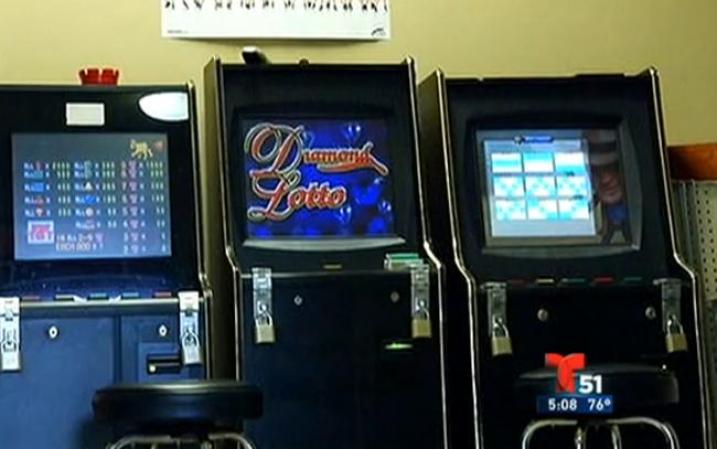 Maquinitas de juego clausuradas.