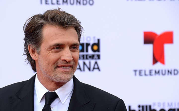 Juan Soler encarna a Rafael en la telenovela escrita por Marcela Cittero.