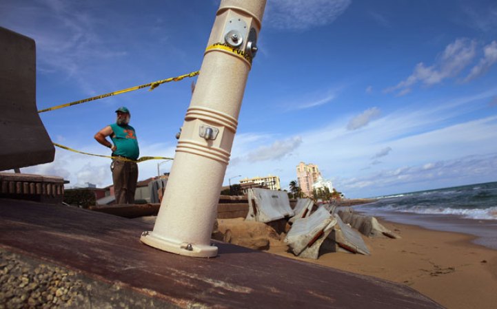 Las playas paralelas a la autovía A-1-A están sufriendo una enorme erosión que ha generado alarma entre los expertos, especialmente tras el paso de la tormenta tropical Sandy.