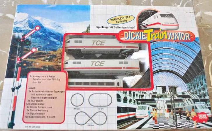 Tren eléctrico de juguete (baterias)<br />Precio: 35 cuc