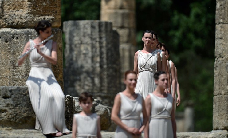 ATHENS, GREECE - MAY 10: Priestesses perform at the Temple of Hera during the Lighting Ceremony of the Olympic Flame at Ancient Olympia on May 10, 2012 in Olympia, Greece. (Photo by Jamie McDonald/Getty Images)