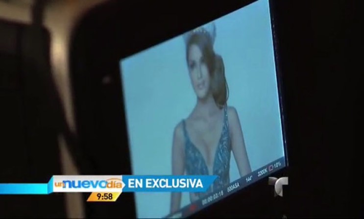 Telemundo obtuvo acceso exclusivo a la primera sesión fotográfica de la Miss Universo, María Gabriela Isler.