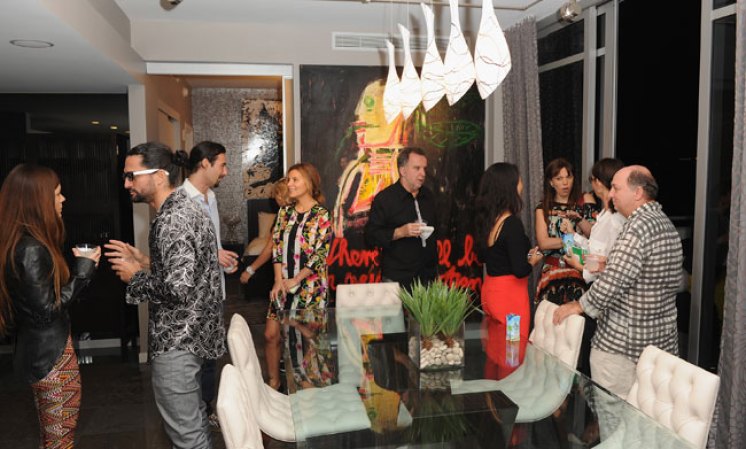 Así fue el cóctel previo a la muestra The Arts Fund at Boulan South Beach Penthouse.