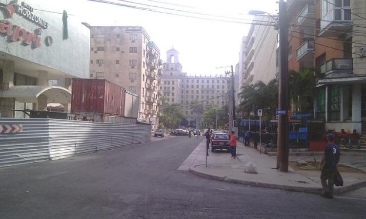 Hotel Capri en reparacion