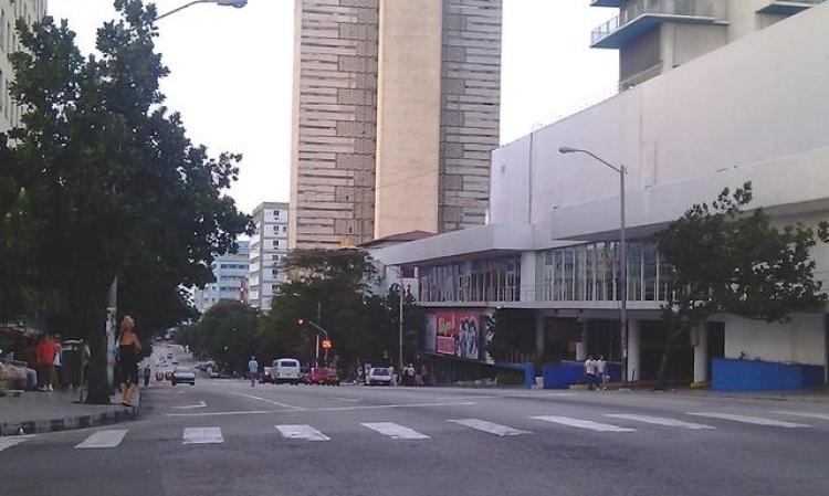 23 y L Vedado.