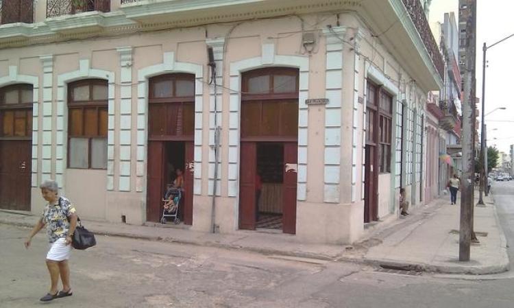 Farmacia de San Lazaro y San Francisco