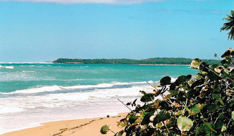 Playa en Loiza, uno de los municipios de Puerto Rico localizado en la costa noreste de la isla.