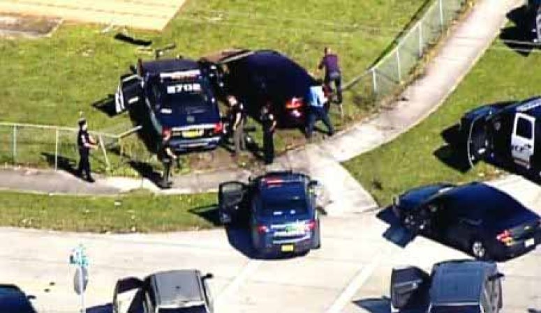 10 DE OCTUBRE, DE 2013: Una intensa persecución policial que involucró a la policía de Hialeah sobre el Palmetto, terminó con el arresto de un hombre sospechoso de robo a mano armada en el noroeste de Miami-Dade.