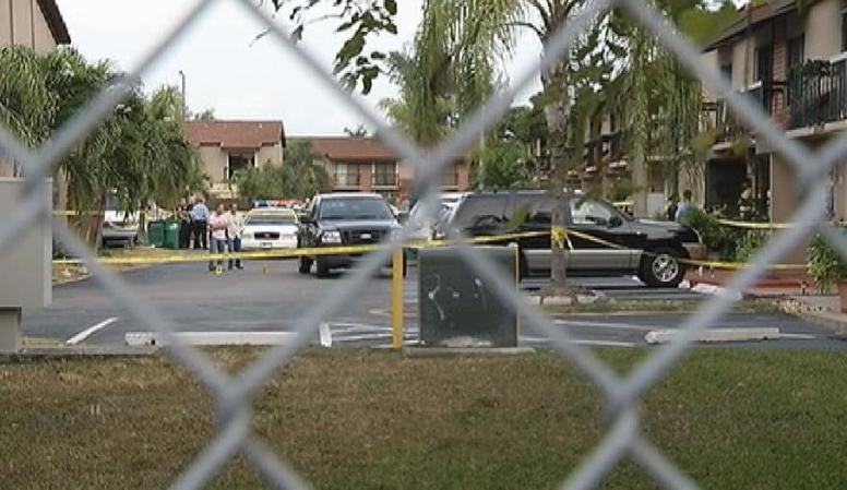 Imágenes posteriores a un tiroteo que tuvo lugar en el barrio de Westchester cerca de la Universidad Internacional de la Florida.