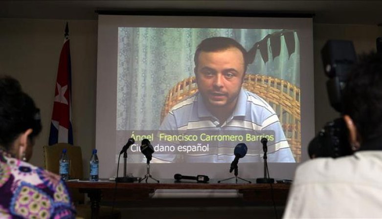 El español Angel Carromero, que conducía el vehículo donde viajaba el fallecido opositor Oswaldo Payá, afirma en testimonio grabado que se trató de un accidente de tráfico, descartando la teoría de que fue un "asesinato oficial".