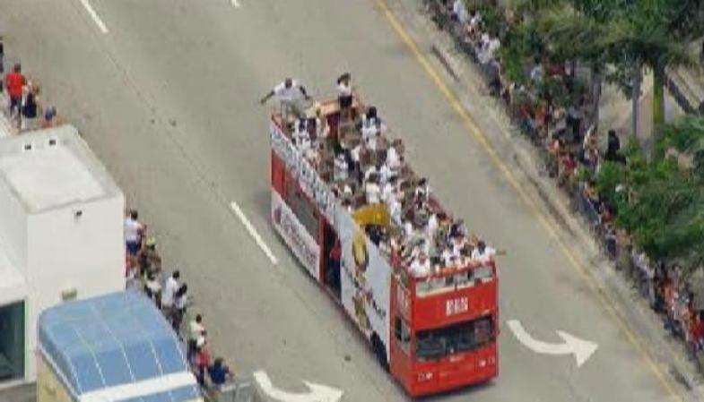 Magistral desfile de la victoria de los campeones Miami Heat