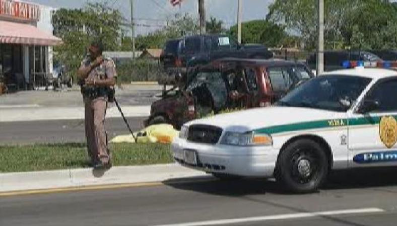 El accidente fatal ocurrió en la US 1 cerca de la calle 160 del suroeste. Una persona murió y otra fue llevada al Hospital Jackson Memorial.