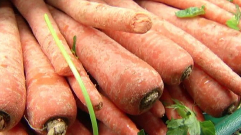Otro mineral que deben consumir las mujeres es el manganeso, el cual ayuda a la salud reproductiva. El manganeso se puede encontrar en: espinacas, zanahorias...