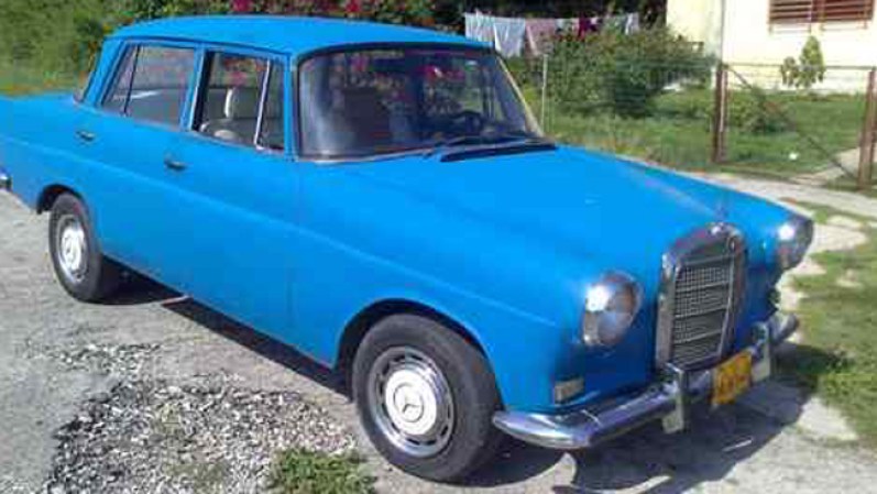Mercedes Benz del año 1959 - $18,000. Osmany, 5 263-4066