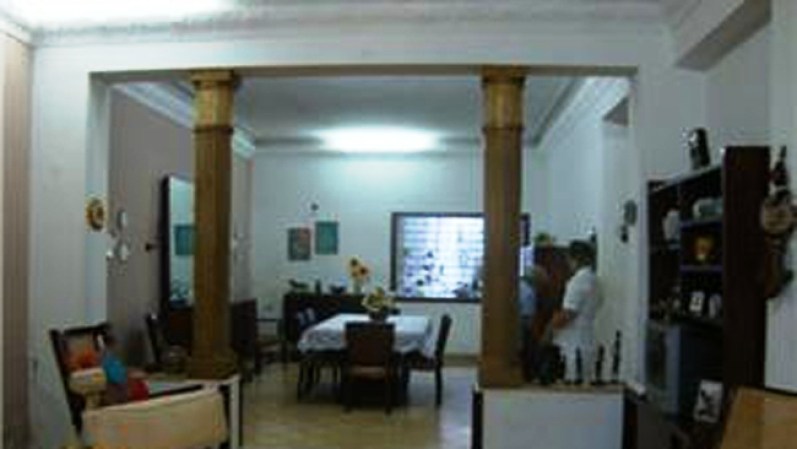 Casa: 5 cuartos, 2 baños.<br />Precio: $ 80,000.<br />Dirección: en Regla, Regla, Ciudad Habana.