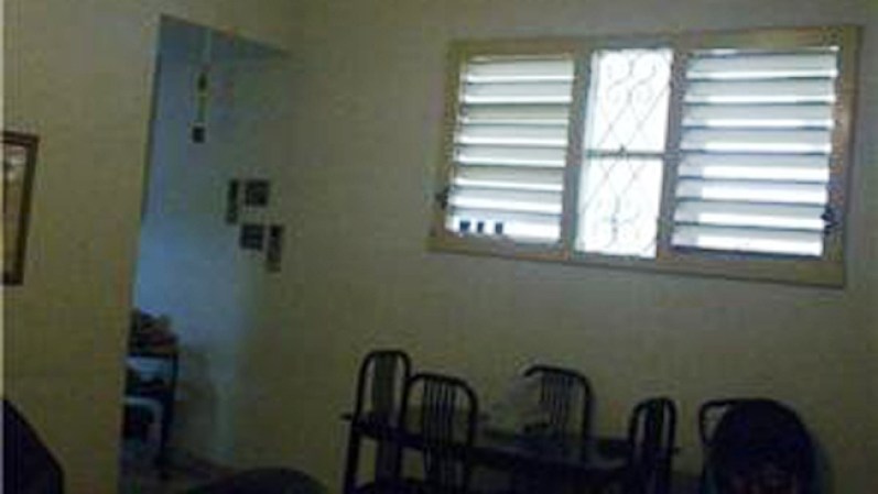 Apartamento: 1½ cuarto, 1 baño.<br />Precio: $ 10,000.<br />Dirección: en Habana Vieja, Ciudad Habana.