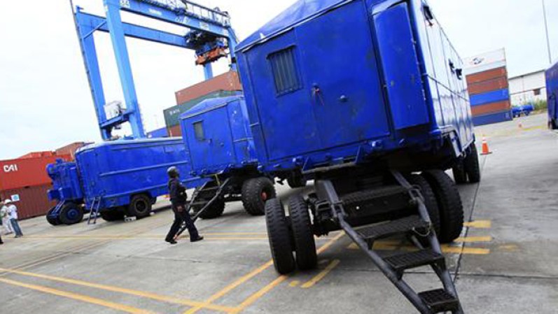 Encuentran explosivos para lanzagranadas y morteros. Y camión de control de misiles.
