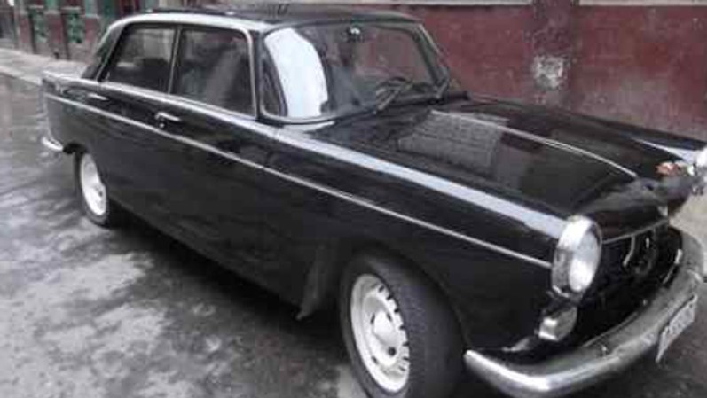 Super oferta de carro petrolero - $14,000. Omar, 861-0180