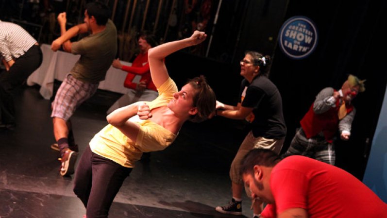 Ringling Brothers and Barnum & Bailey Circus presenta en Miami su famoso espectáculo en el cual se incluye por primera vez un grupo de acróbatas cubanos.