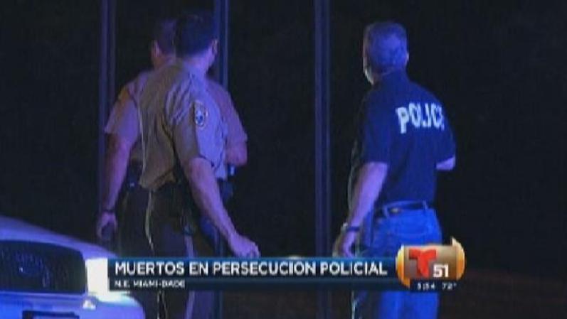 La policía dio a conocer que el individuo que provocó el accidente fue trasladado a un hospital local con fracturas en las piernas.
