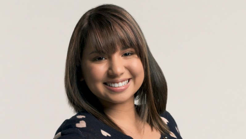 Alma Matrecito como Violeta "Bebe" Verdugo