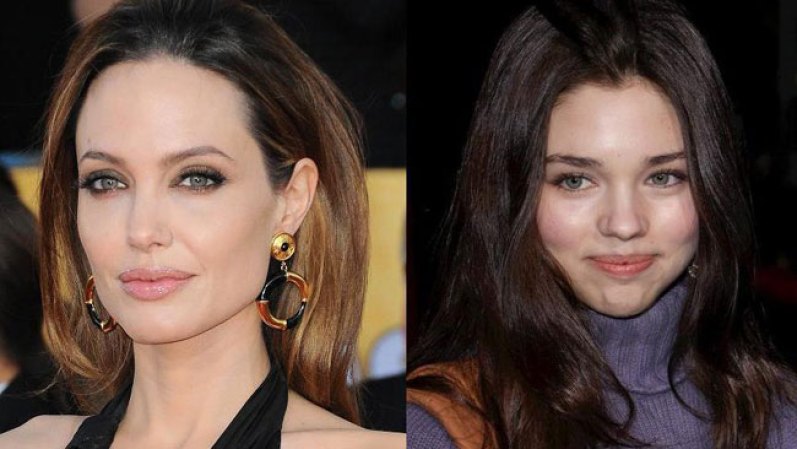 Angelina Jolie es una de las actrices de cine y TV más famosas de Hollywood, pero sus primeros pasos los dio como modelo profesional. Comenzó a trabajar como modelo a los quince años. Se posicionó en las pasarelas de Estados Unidos y Europa.