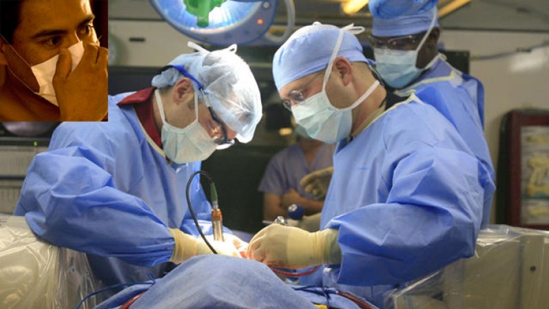 Navarro (en la foto a la izquierda, tomada del "Contra Costa Times" de Okland) llegó a la cima de la lista de trasplantes, pero fue vetado cuando los funcionarios del hospital se enteraron de su situación migratoria.