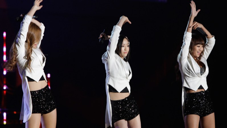 Las siguientes imágenes fueron tomadas durante el evento llamado 21st Seoul Music Awards, celebrado en el estadio Olímpico de la capital de ese país asiático.