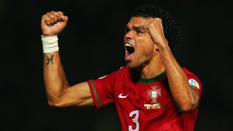 Pepe nació en Brasil, pero ahora viste la camiseta de Portugal.