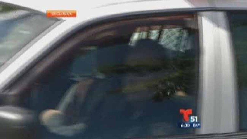Un hombre, cuya identidad no ha sido revelada fue arrestado, aparentemente en la casa vive una familia entera.