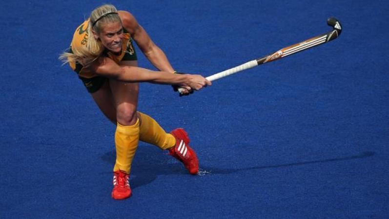 Bernadette Coston, del equipo de Sur Africa. Unas piernas estupendas y un porte extraordinario.