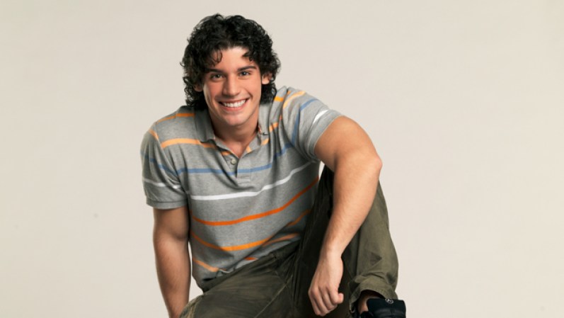 Jonathan Freudman como Diego Baron