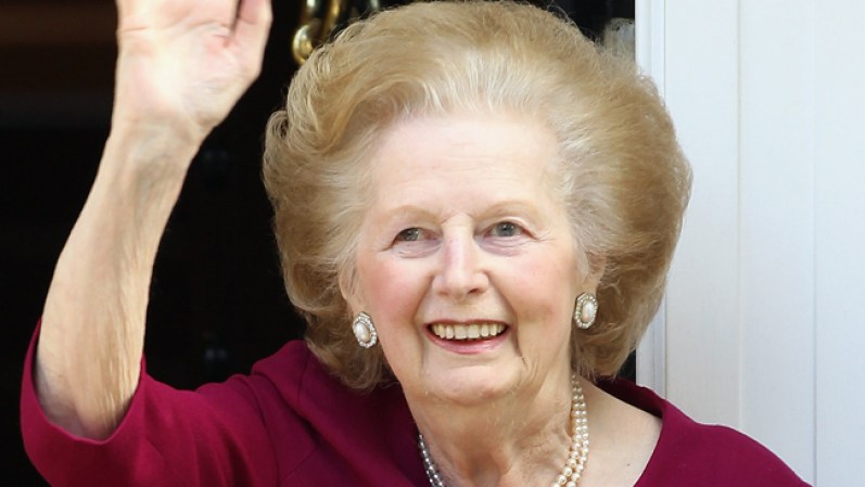 8 de abril, 2013: Margaret Thatcher, la ex primera ministra británica, murió a los 87 años de una apoplejía.