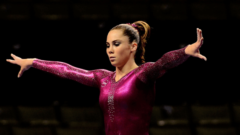 Acerca de la memoria olímpica en primer lugar, dijo, "Recuerdo de Carly Patterson. Era uno de mis favoritos. Me encantó su rutina de piso. Me fui a los ensayos olímpicos del 2004 con Kyla Ross, su actual compañera de equipo.