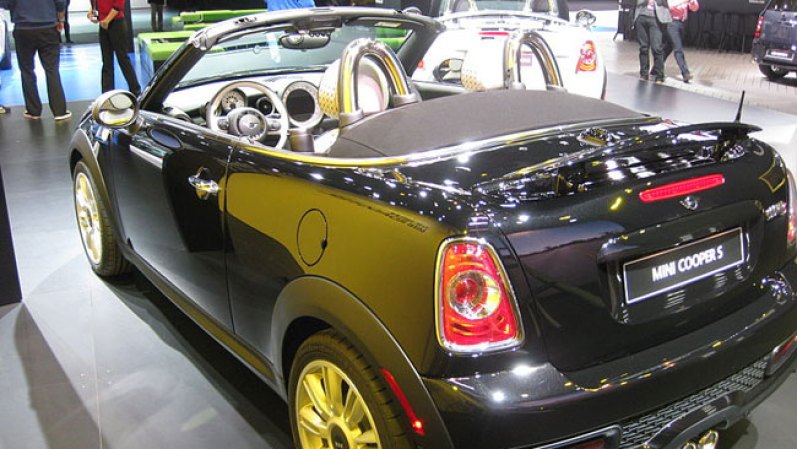 El convertible del 2012, trae un diseño fuera de serie.