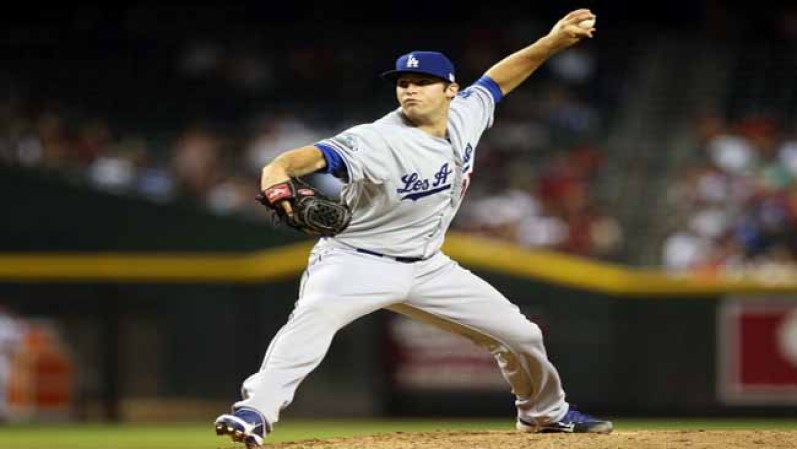 Paco Rodriguez #75 de Los Angeles Dodgers. Pitcher. gana esta temporada $491,500. Nombre completo: Steven F. Rodriguez. Nació: 4/16/1991 en Miami Beach, FL .